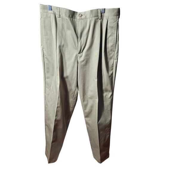 L.L BEAN Khaki Pleated Dress Pants Mens Size 36  Button & Zip Closure - Picture 1 of 7